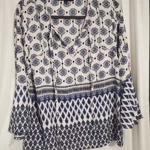 19 Cooper bell sleeve blouse large